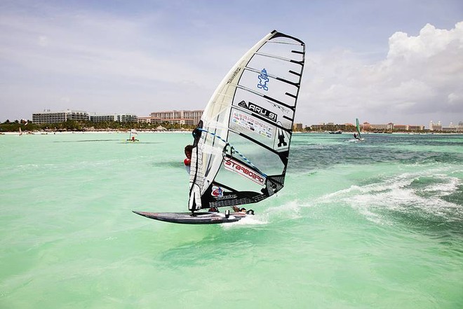 A great day for Sarah Quita - Aruba Hi Winds Grand Slam 2011 ©  John Carter / PWA http://www.pwaworldtour.com